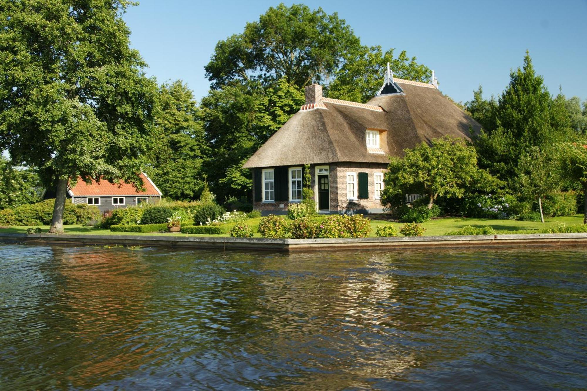 Hotel - Restaurant - Cafe- Geertien Blokzijl Exterior foto